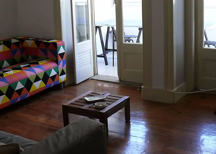 Nations Vandrarhem Lisboa