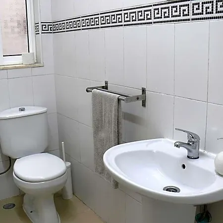 Nations Hostel Lissabon